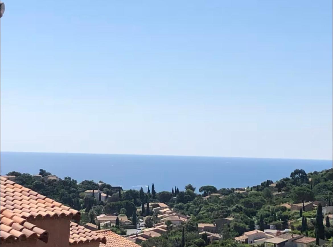 滨海卡瓦莱尔Terrasse De 30M2 Vue Mer Panoramique 1 Chambre公寓 外观 照片
