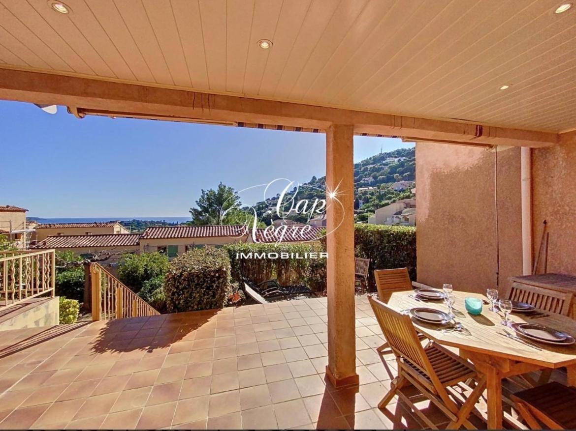 滨海卡瓦莱尔Terrasse De 30M2 Vue Mer Panoramique 1 Chambre公寓 外观 照片