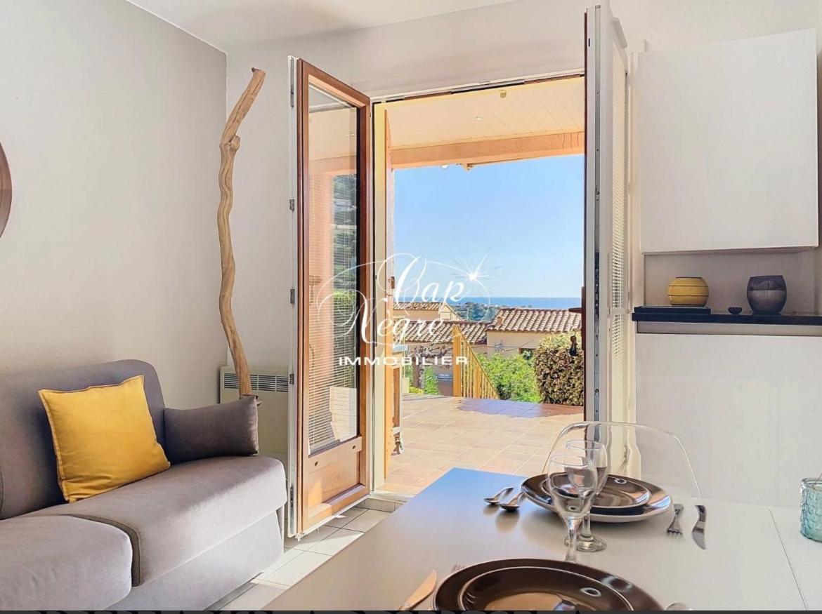 滨海卡瓦莱尔Terrasse De 30M2 Vue Mer Panoramique 1 Chambre公寓 外观 照片