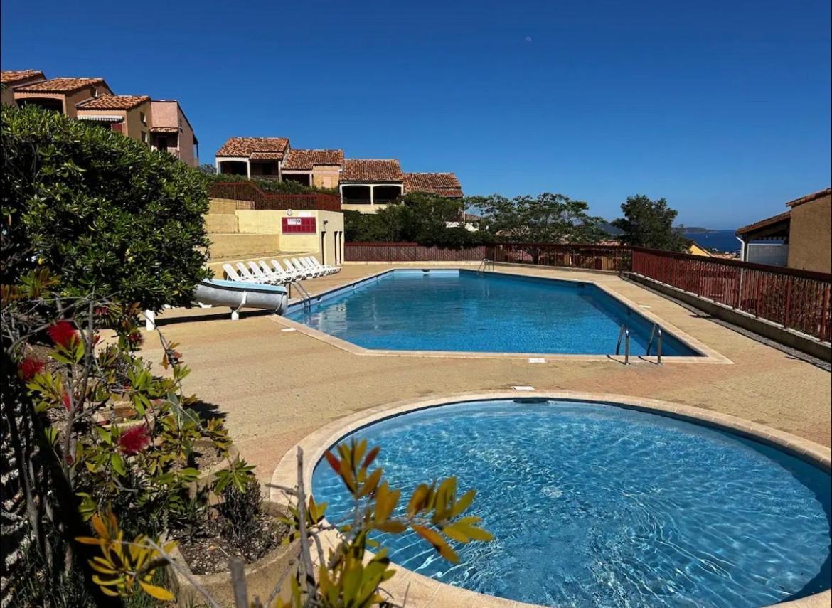 滨海卡瓦莱尔Terrasse De 30M2 Vue Mer Panoramique 1 Chambre公寓 外观 照片