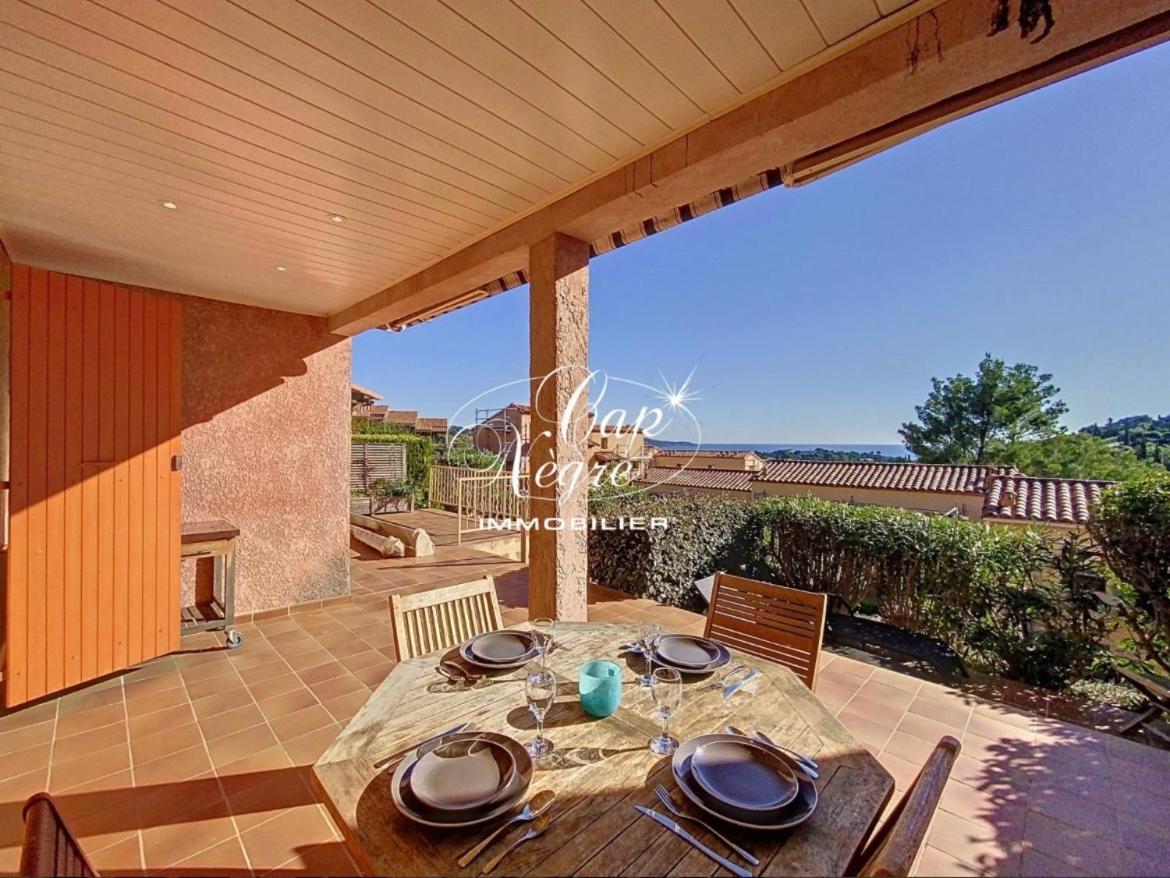 滨海卡瓦莱尔Terrasse De 30M2 Vue Mer Panoramique 1 Chambre公寓 外观 照片